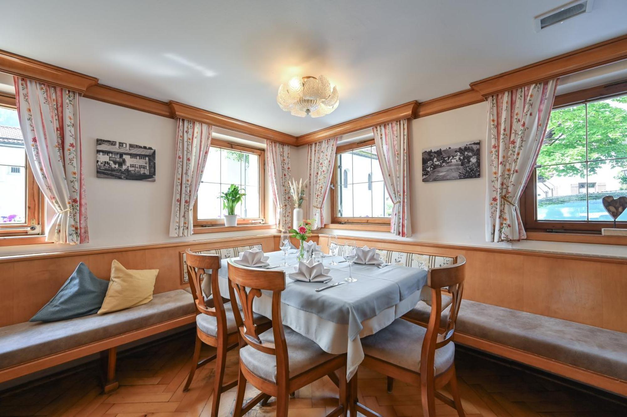 Hotel Restaurant Fruehlingsgarten Fussen Luaran gambar